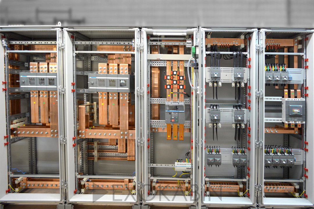 elektrik barası, elektrik baraları, panoda elektrik barası, elektrik bara çeşitleri, elektrik bara seçimi, elektrik bara özellikleri, elektrik bara akım taşıma kapasitesi, elektrik bara kullanım alanları, elektrik bara montajı,